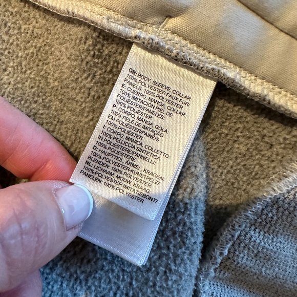 Zip up Sherpa Style Fuzzy Sweatshirt Jacket - Picture 8 of 12